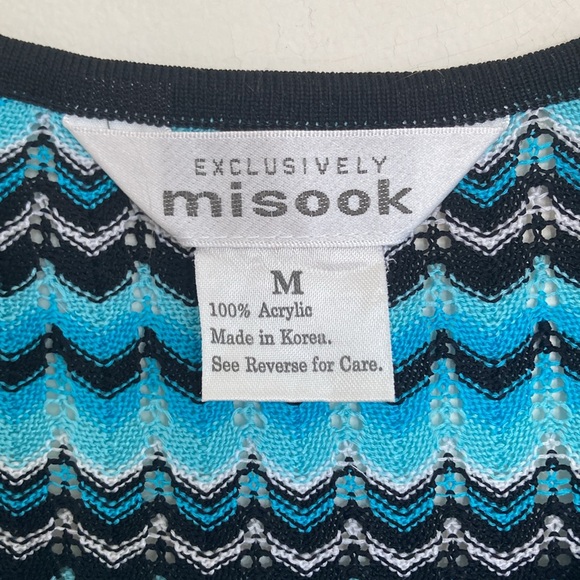 Vintage Exclusively Misook Geometric Pointelle Sleeveless Blouse Size Medium - Picture 2 of 8